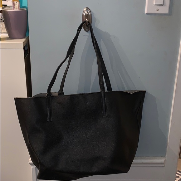 Michael Kors Tote - Picture 2 of 7